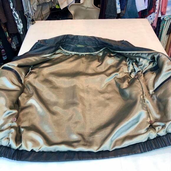 Mens Genuine Leather Jacket - Picture 13 of 16